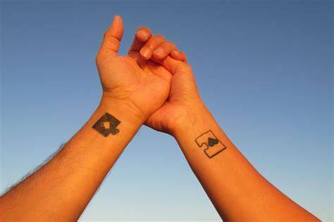 72 Matching Couple Tattoos That Aren’t Cheesy